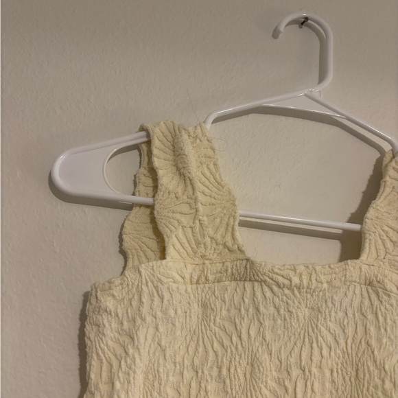 Amazon Cream Textured Tank Top - Picture 4 of 4